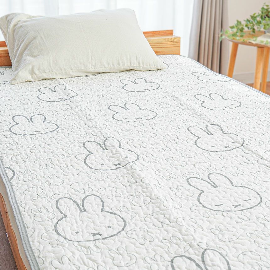 敷きパッドシングルミッフィーキャラクター西川敷パッド綿100%水洗い加工水洗いポコポコキルトオールシーズン洗える丸洗いmiffyかわいいシンプル子ども部屋ホワイトグレーブルーナ